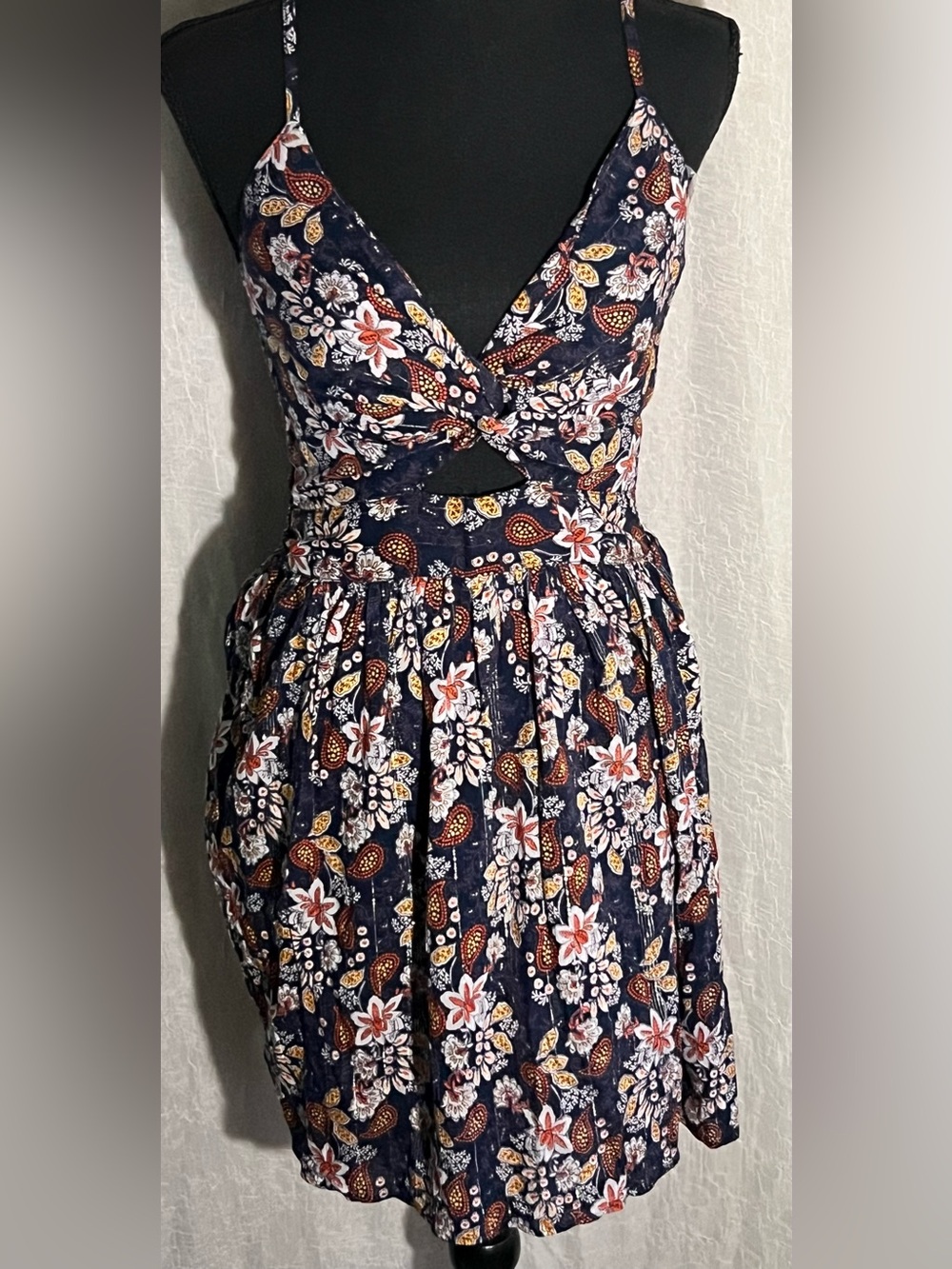 Navy Floral Spaghetti-Strap dress cutout